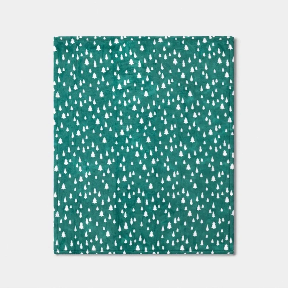 Wondershop Teal and White Tree Throw Blanket - Picture 3 of 7